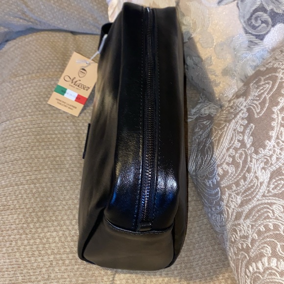 ♣️NWT Massei Genuine Leather Toiletry Bag - Picture 2 of 11